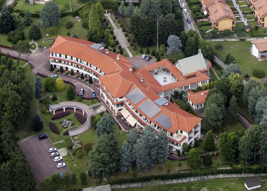 Centro Di Spiritualita Maria Candida Armeno Kültér fotó