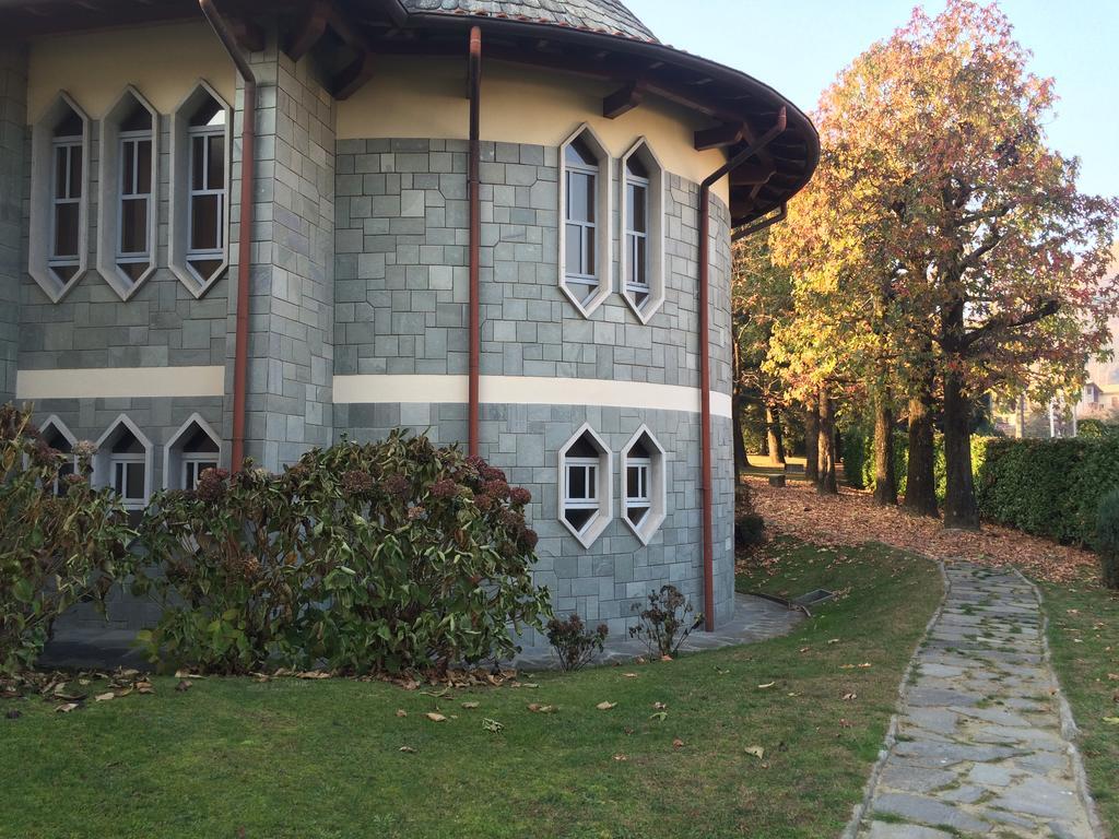 Centro Di Spiritualita Maria Candida Armeno Kültér fotó