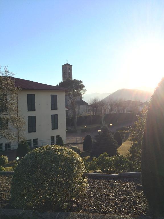 Centro Di Spiritualita Maria Candida Armeno Kültér fotó