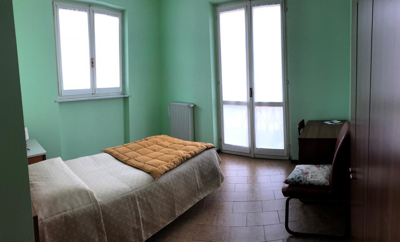 Centro Di Spiritualita Maria Candida Armeno Kültér fotó